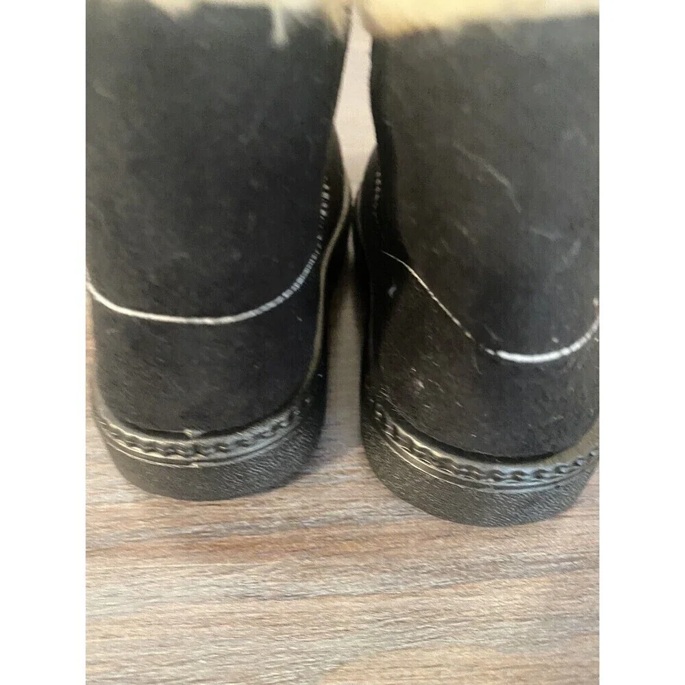 China Buttons City fuzzy Winter Pull on boots Black size 22 / 6 US baby boy girl